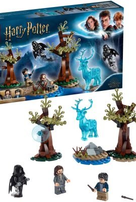 LEGO Harry Potter Expecto Patronum 75945 Immagine del set montato di fronte alla scatola della confezione