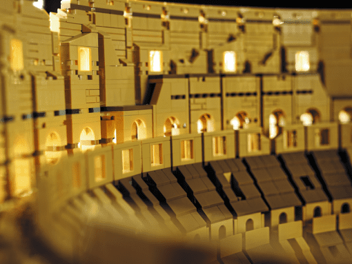 LEGO Colosseo 10276 dettaglio degli interni
