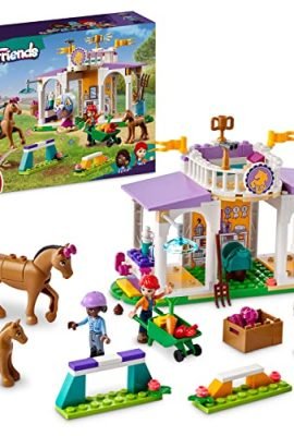 LEGO 41746 Friends Addestramento Equestre, Scuderia Cavalli Giocattolo con Pony, Mini Bamboline Aliya e Mia, Regalo per la Cura degli Animali per Bambini, Bambine da 4 anni