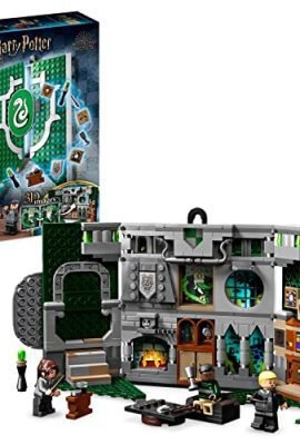 LEGO 76410 Harry Potter Stendardo della Casa Serpeverde da Parete, Giocattolo Sala Comune del Castello di Hogwarts con Minifigure di Draco Malfoy, Giochi da Collezione e Viaggio per Bambini e Bambine