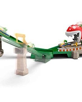 Hot Wheels Mario Kart Pista Piranha con Personaggio Yoshi in Macchinina, Giocattolo per Bambini 5+ Anni, Multicolore, GFY47