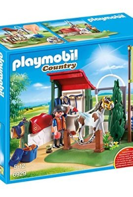 Playmobil Country 6929, Area di Cura dei Cavalli con Pompa d'Acqua funzionante, dai 5 Anni