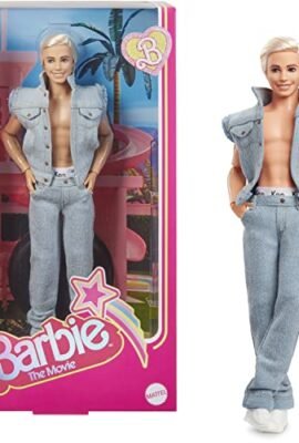 Barbie The Movie - ​Ken, Bambola del Film Collezione con Completo di Jeans Coordinato e Intimo Originale Ken, HRF27