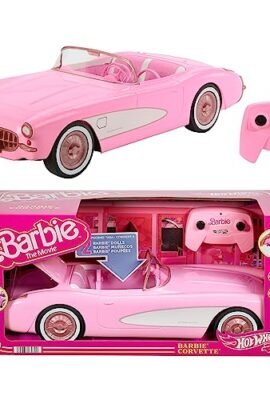 Hot Wheels Barbie The Movie Corvette RC, macchinina a Pile radiocomandata Ispirata al film Barbie, 2 Bambole Incluse, Bagagliaio apribile per Contenere Gli Accessori, Giocattolo, 4+ Anni, HPW40